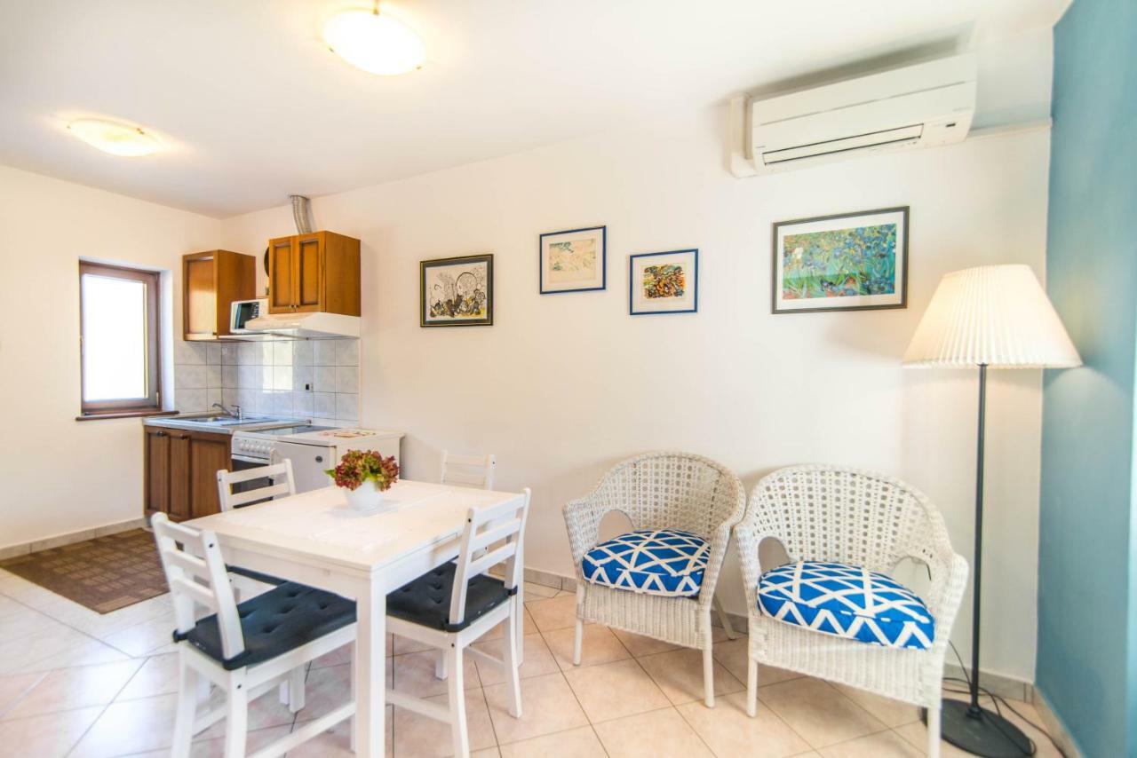 Apartments Ida Sveta Marina Drenje  Екстер'єр фото